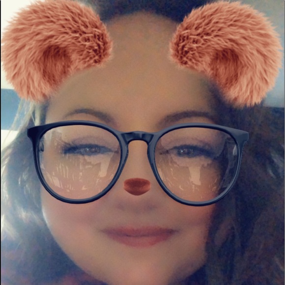 Meet your Posher, Kimberley - Picture 3 of 4